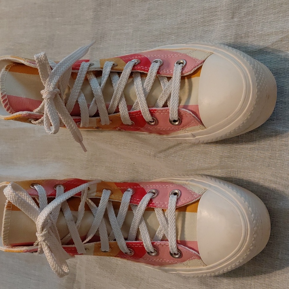 Converse Chuck Taylor All Star Platform 'Summer Spirit' High Top Sneakers - Picture 3 of 8